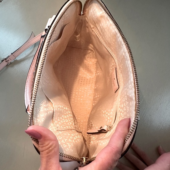 Ladies Kate Spade Purse - Picture 2 of 3